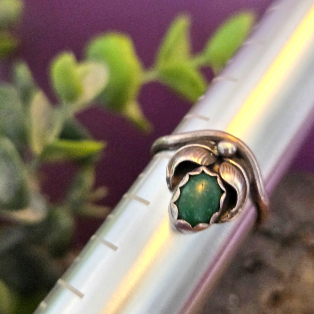 Vintage Navajo Native Turquoise Silver Ring Size 7